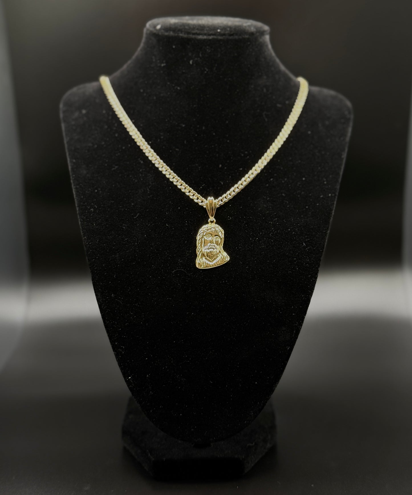 Cadena estilo cubana