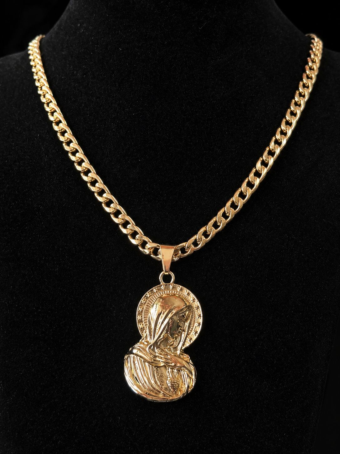 Cadena estilo cubana